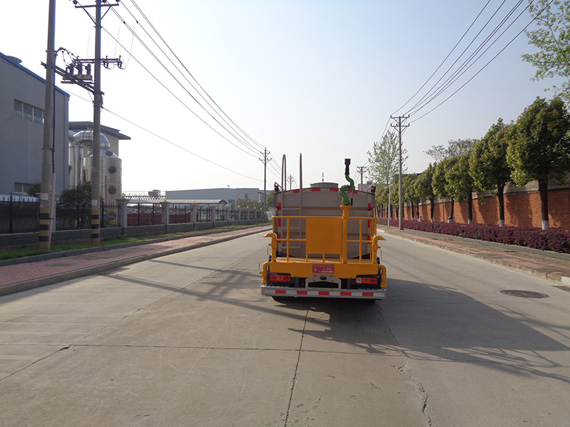 XZL5041GPSBEV型純電動(dòng)綠化噴灑車