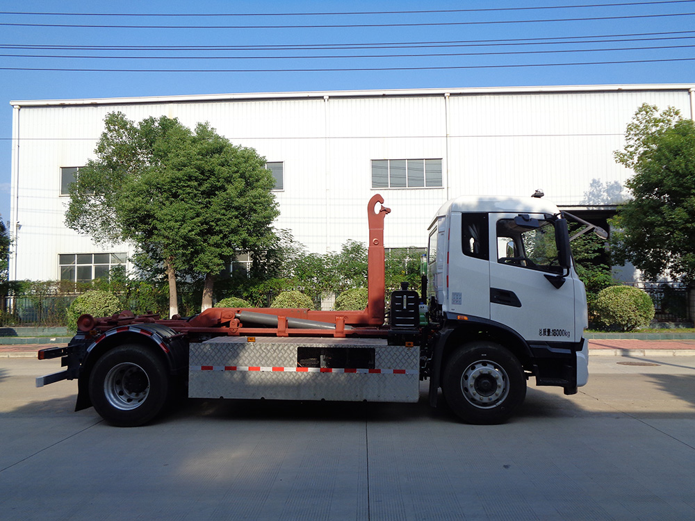XZL5185ZXXBEV純電動(dòng)車廂可卸式垃圾車