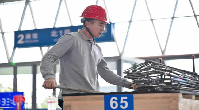 張發(fā)同志的征文《工匠精神是一種情懷、一種態(tài)度、一種責(zé)任》被《建筑雜志社》等媒體刊發(fā)宣傳